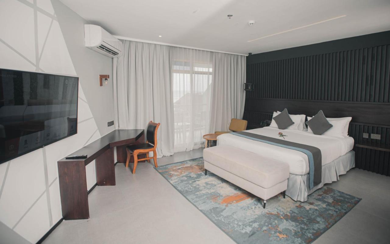 Giraffe Hotel Dar es Salaam